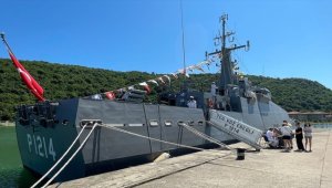 TCG Karadeniz Ereğli Gemisi Bartın'da ziyarete açıldı