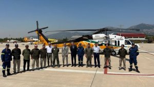 Türkiye'den gönderilen yangın söndürme uçakları Yunanistan'a ulaştı