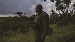 Ukrayna ordusunun İHA'ları Bahmut yönündeki çatışmalarda görevde