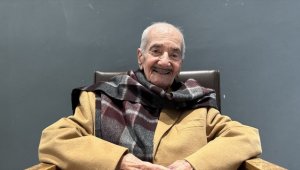 Usta senarist Safa Önal hayatını kaybetti