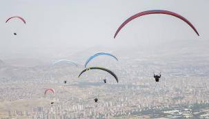Yamaç Paraşütü Türkiye Şampiyonası Kayseri'de Heyecan Dolu Anlara Ev Sahipliği Yapacak