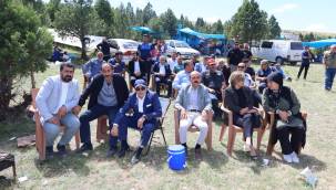 Yaz Geldi yaylalar şenlendi