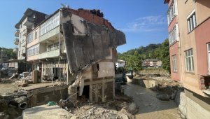 Zonguldak'ta selin ardından hasar tespit çalışmaları yapılıyor