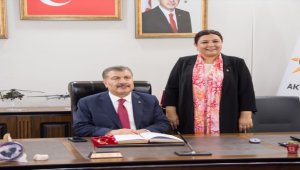 AK Parti Kırşehir İl Başkanı Ünsal, sağlık yatırımları hakkında bilgi verdi