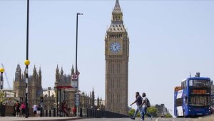 Birleşik Krallık'ta hız kesen enflasyona rağmen resesyon endişesi sürüyor