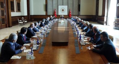 Cumhurbaşkanı Erdoğan: Ekonomiyi yatırım, istihdam, üretim, ihracat ve cari fazla yoluyla büyütmekte kararlıyız