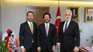 Devlet Tiyatroları Genel Müdürlüğü'ne Tamer Karadağlı atandı