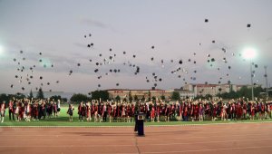 ERÜ Spor Bilimleri Fakültesinde mezuniyet programı düzenlendi