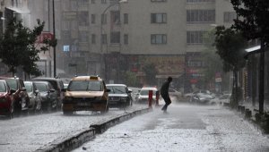 Erzurum'da sağanak etkili oldu