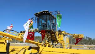 Kayseri Şeker, Türkiye’de ilk ve tek olan pancar yükleme makinesini bünyesine kazandırdı