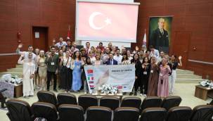 Kayseri Valisi Gökmen Çiçek, ERASMUS Öğrencileriyle Buluştu