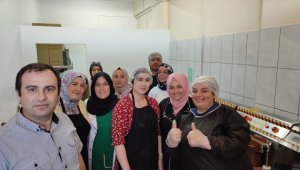 Sarıoğlan Kadın Kooperatifi Çorum'dan gelen kursiyerleri ağırlıyor