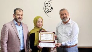 Seydişehir'de hafızlık eğitimini tamamlayan öğrenciler belge aldı