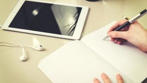 "Sınıfta akıllı cihazların kullanımı akademik başarıyı düşürüyor" uyarısı