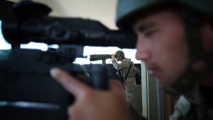 Suriye'den Türkiye'ye geçmeye çalışan 2'si terör örgütü mensubu 5 kişi yakalandı