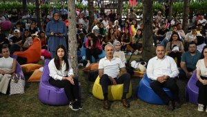 Ulaştırma ve Altyapı Bakanı Abdulkadir Uraloğlu, stajyer öğrencilerle buluştu