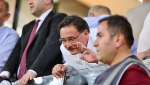 Vali Çiçek, Kayserispor'un Galibiyetini Kutladı: 