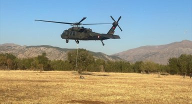 Adıyaman'da keşfedilen tarihi eserler sarp araziden askeri helikopterle taşındı