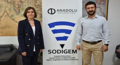 Anadolu Üniversitesi SODİGEM'in yeni müdürü Prof. Dr. Adile Aşkım Kurt görevine başladı