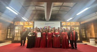 Ankara Çoksesli Korosu Sırbistan'da "en iyi koro" ödülünü kazandı