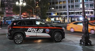 Ankara'da Yunuslar yerli otomobil Togg'la devriye görevine başladı