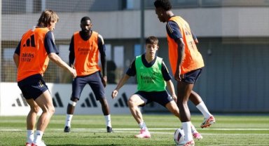 Arda Güler 2 ay sonra Real Madrid'de takımla birlikte antrenmana çıktı