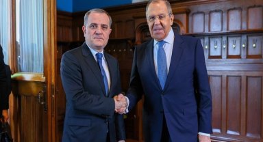 Azerbaycan ve Rusya dışişleri bakanları, Karabağ'daki durumu görüştü