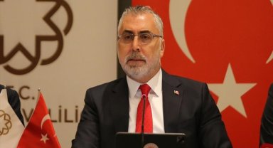 Bakan Işıkhan: Bu yüzyılı emeğin, yatırımın, üretimin, istihdamın, büyümenin ve refahın yüzyılı yapacağız