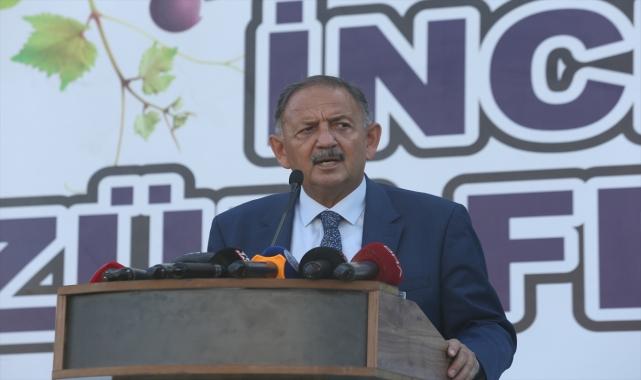 Bakan Özhaseki, Kayseri'de 28. Kültür, Turizm ve Üzüm Festivali'nde konuştu: