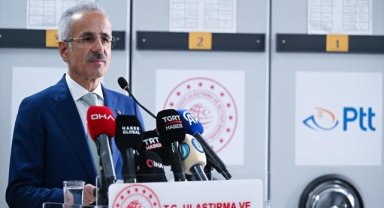 Bakan Uraloğlu: "Cumhuriyetin 100. Yılı'na Mektup Kampanyası"nda Cumhurbaşkanlığı makamına 195 mektup teslim edilecek