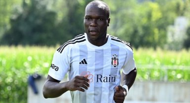 Beşiktaş, Aboubakar'ın ailesindeki sağlık sorunu nedeniyle Fransa'ya gittiğini açıkladı 