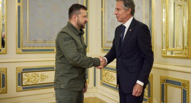 Blinken, Ukrayna'ya 1 milyar dolarlık yeni yardım paketi açıkladı