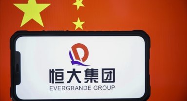 Borç krizindeki Evergrande'nin Hong Kong Borsası'ndaki hisseleri işleme kapatıldı 