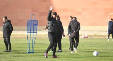 Çağdaş Atan Kayserispor'dan ayrıldığını açıkladı