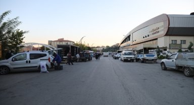 Çubuk'ta çiftçilerin ürünlerini sattığı pazar yerleri talep görüyor