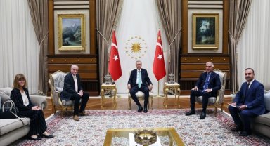 Cumhurbaşkanı Erdoğan, Uluslararası Uzay Federasyonu Genel Sekreteri Feichtinger'ı kabul etti