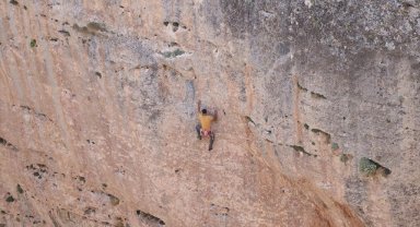 Dağcı aile 21 yıldır Aladağlar'ı mesken tutuyor