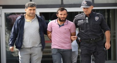 Eskişehir'de 4 öğretmene bıçakla saldırdığı iddia edilen zanlı tutuklandı 