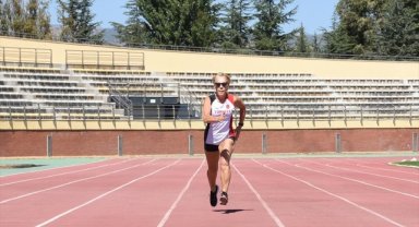 Eskişehirli kadın master atlet, rekorlarını 2024'te geliştirme peşinde 