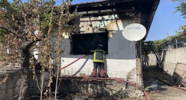 Ev sahibiyle tartışan kiracı oturduğu evi ateşe verdi