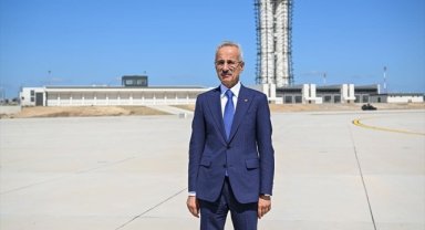 Havalimanlarını kullanan yolcu sayısının bu yıl 220 milyona çıkması bekleniyor