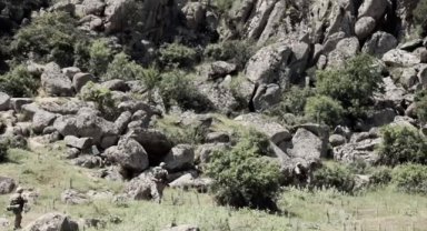 İçişleri Bakanı Yerlikaya 2 teröristin teslim olduğunu açıkladı