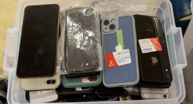 İETT araçlarında unutulan eşyalar açık artırmayla satıldı