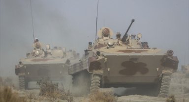 İran basınına göre ordu kuzeybatı sınırına askeri sevkiyat yapıyor