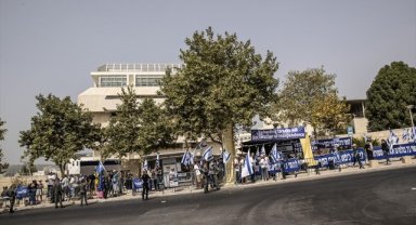 İsrail'de Yüksek Mahkeme Meclisin onayladığı yargı yasasını görüşmeye başladı