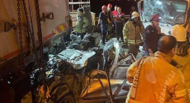 İstanbul'da zincirleme trafik kazasında 4 kişi hayatını kaybetti, 4 kişi yaralandı