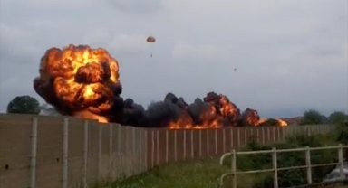 İtalya Hava Kuvvetlerinin akrobasi timi "Frecce Tricolori"ne ait uçak düştü