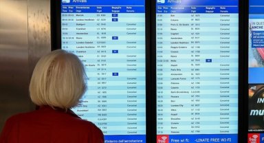 İtalya'da havacılık sektöründe çalışanlar greve gitti