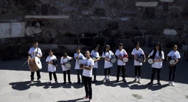 "Kale'nin altın çocukları" 100'üncü konserlerine hazırlanıyor