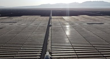 Karapınar GES 400 milyon dolarlık doğal gaz kullanımının önüne geçti